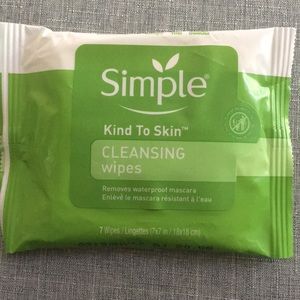 Simple Kind To Skin Cleansing wipes